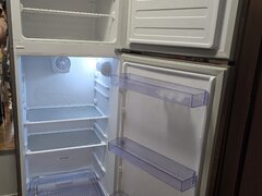 Vand frigider cu doua usi Beko 306 l